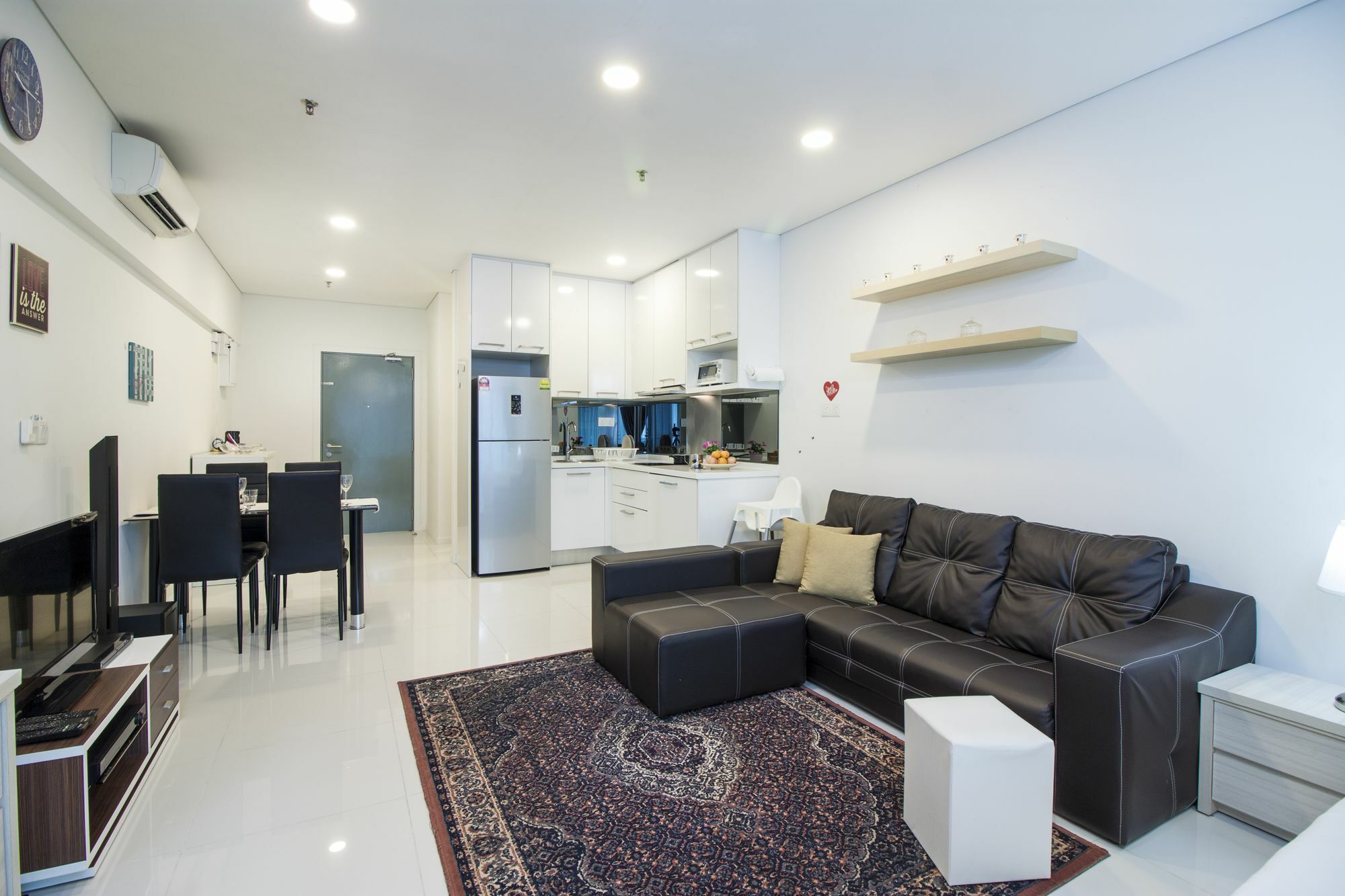 Summer Suites By Plush Kuala Lumpur Buitenkant foto
