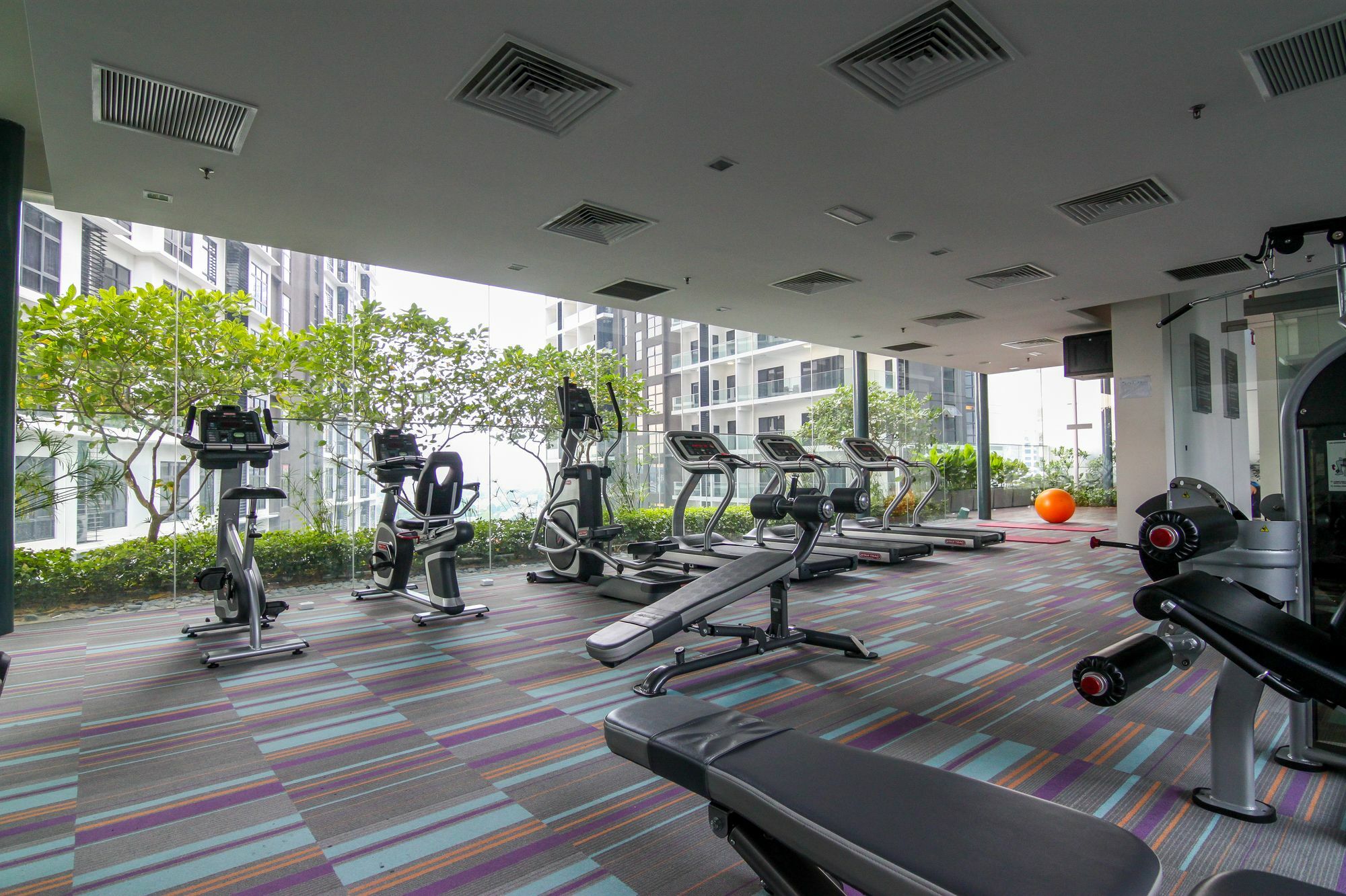 Summer Suites By Plush Kuala Lumpur Buitenkant foto