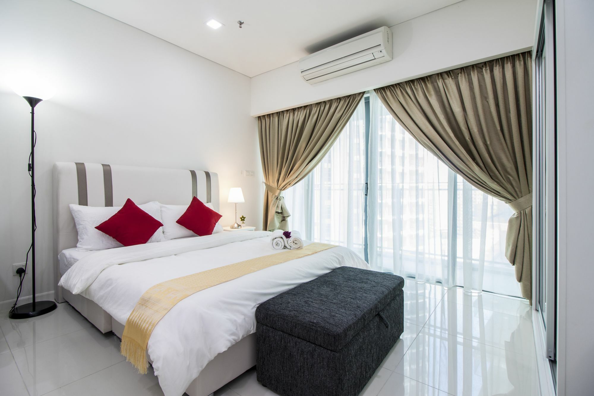 Summer Suites By Plush Kuala Lumpur Buitenkant foto